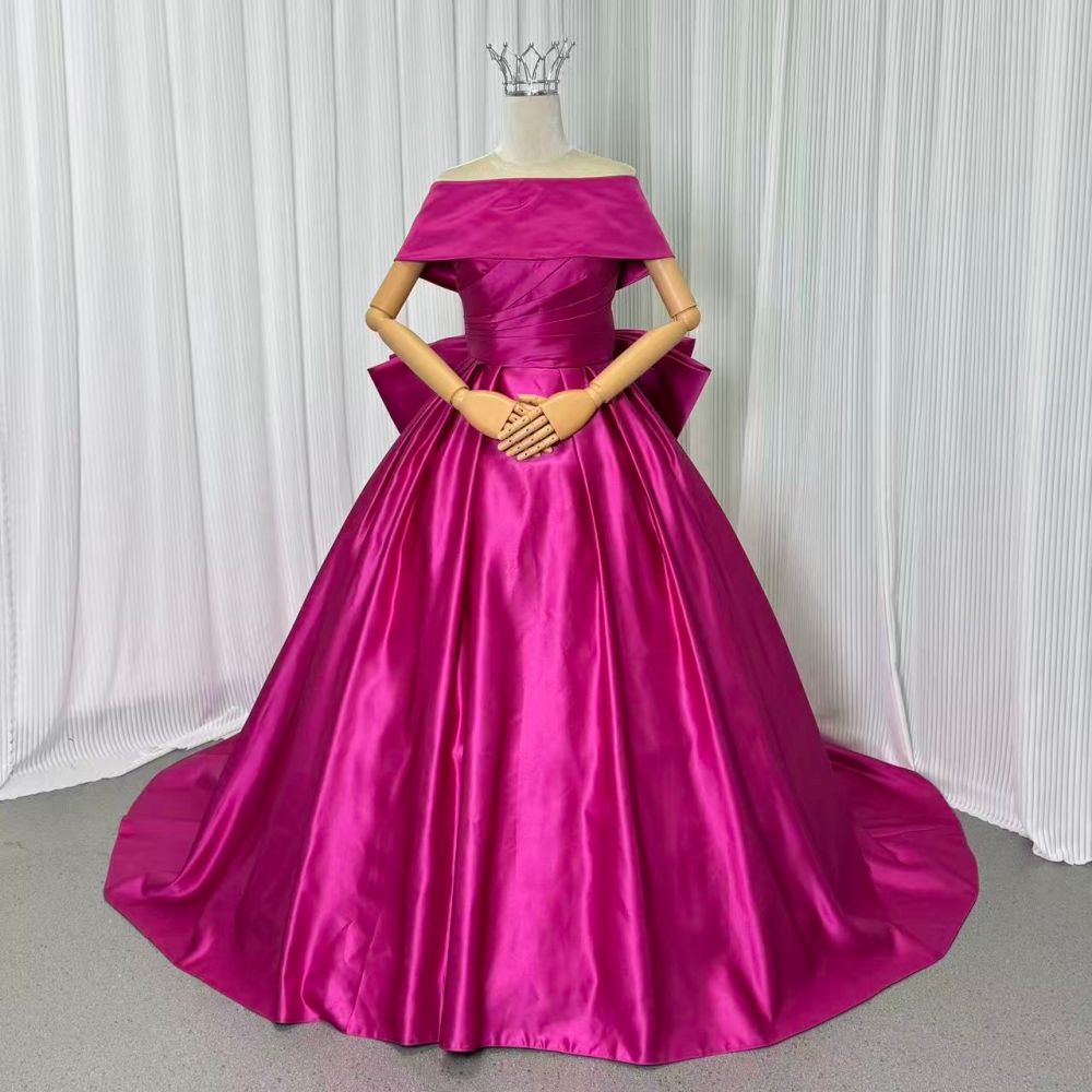 カラードレス ビビッドピンク オフショルダー ふっくら柔らかなバックリボン 光沢サテン プリンセスライン 花嫁
