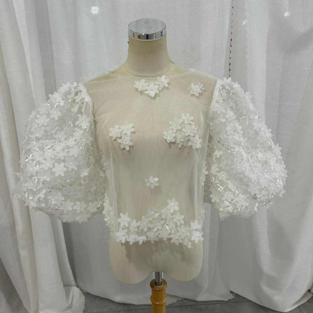 Rakuten - ビスチェボレロ 花モチーフ 3D立体レース刺繍 バルーンスリーブ プリンセスライン 花嫁/ウェディングドレス
