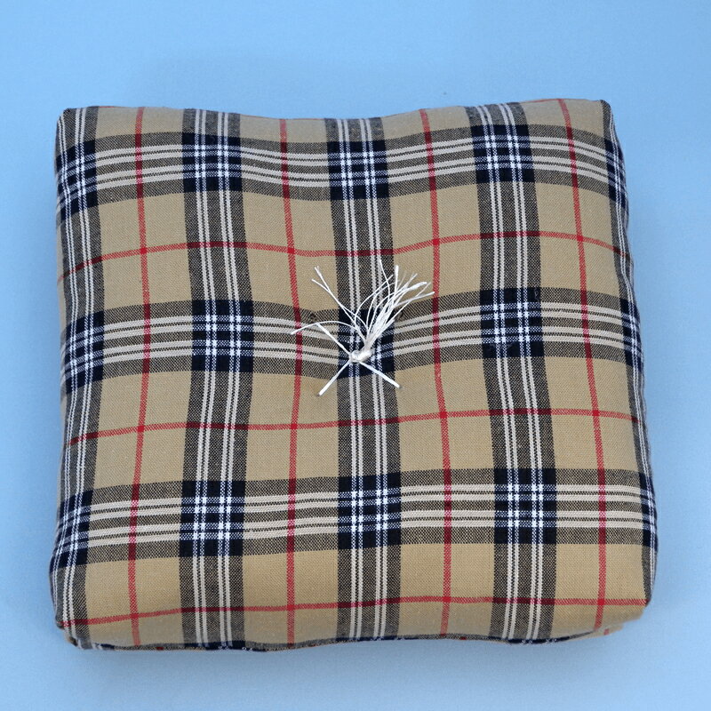 新感覚のデザインりん布団『チェック柄 りん布団　5号』“洋風テイスト”のりん布団こちらは、チェック柄生地で製作したりん布団です。これまで“和テイスト”のりん布団のみでしたが、新デザインりん布団として、チェック柄をご用意致しました。チェック柄...