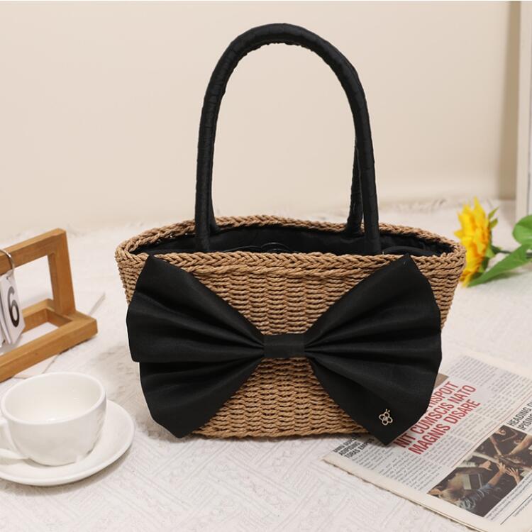 ストローバ 普段使い 軽量 ミニトートバッグ 夏コーデ 夏バッグ バック サマーバッグ 蝶付き コンパクトショルダー かごバッグ