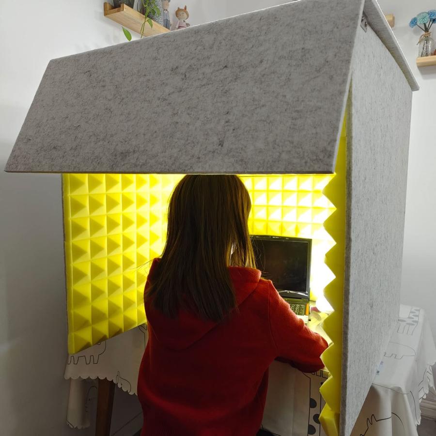 Rakuten - 防音ボックス パーテーション 防音ブース 自宅 天板付き 幅76×奥行80×高さ80cm 簡易防音室 1人用 卓上 折りたたみ 組み立て式【12mmポリエステル繊維吸音パネ