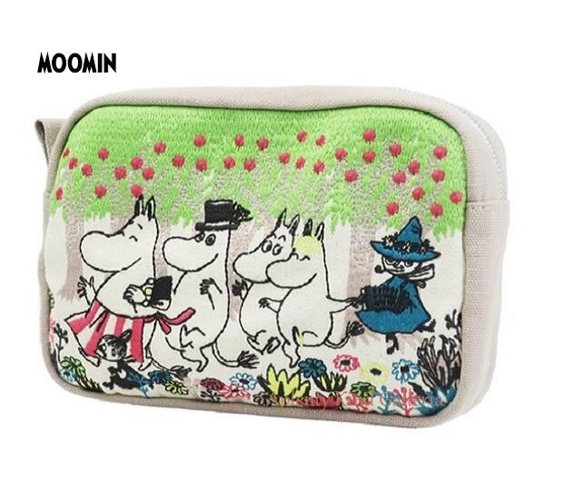 【MOOMINグッズ】ムーミン　畳み刺繍ポーチスクエア　S1418505　MU なかま ★ムーミンの刺繍ケース刺し..