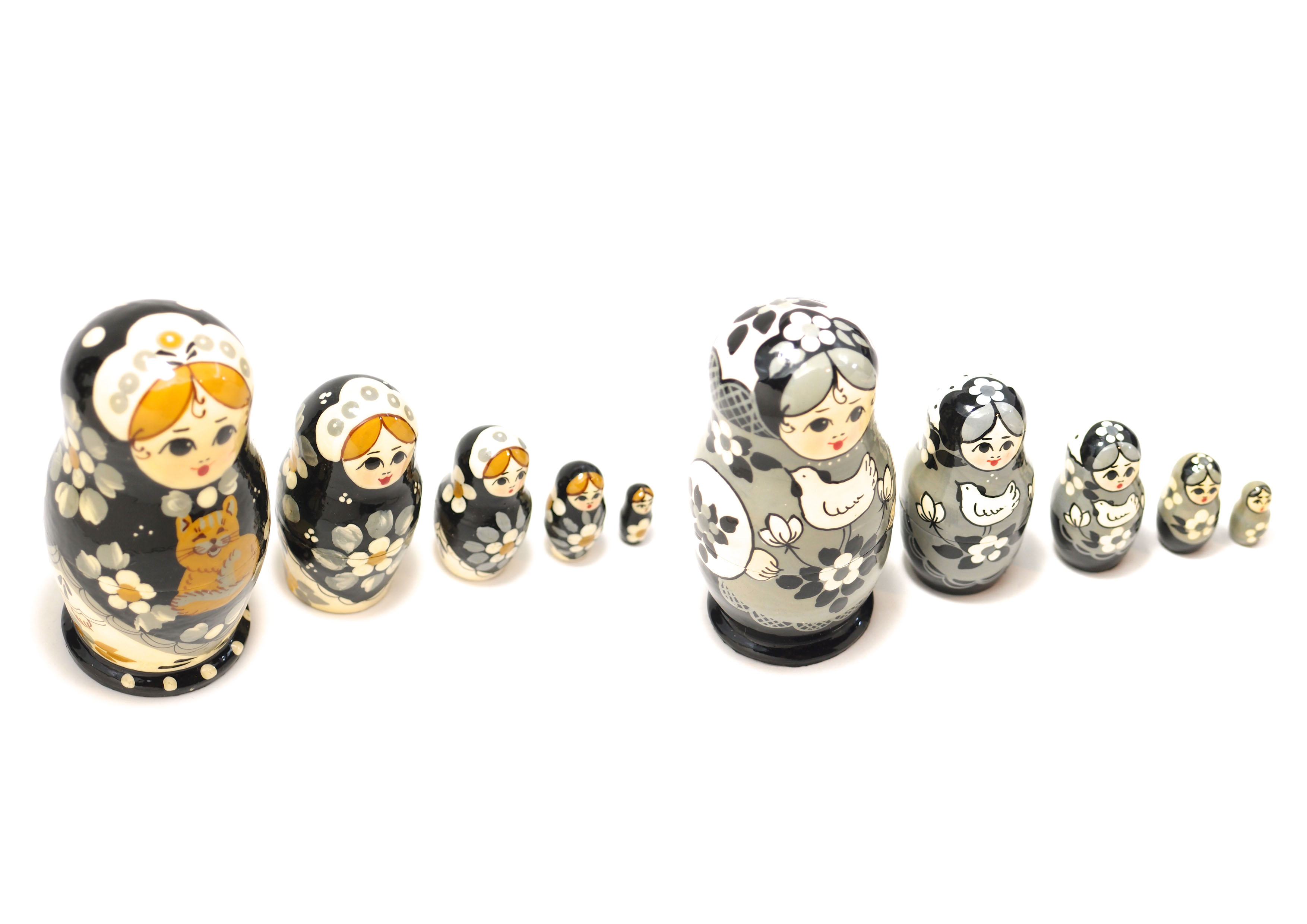 セルギエフ ポサード産 マトリョーシカ 5個組 H=11 cm 「モノトーン」 [ロシア製 / セルギエフ・ポサード産]
