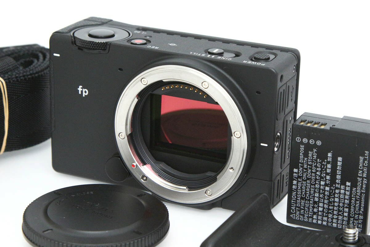 【中古】【良品】シグマ SIGMA fp ボディ（センサー清掃済） CA01-R2891-2P1A Lマウント フルサイズ 電子シャッター 中古
