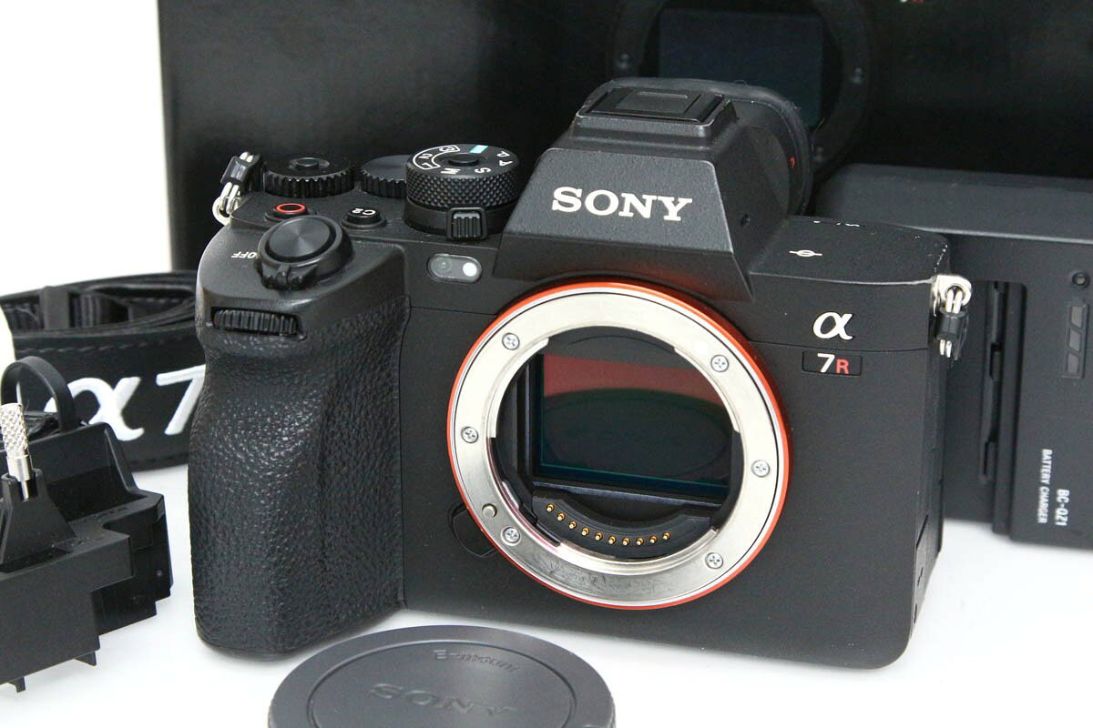 【中古】【良品】ソニー α7R V ILCE-7RM5 ボディ CA01-R7086-2P3 SONY Eマウント フルサイズ 5軸手ブレ補正 EVF 中古