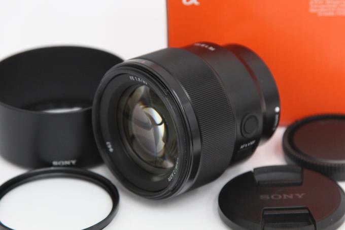 【中古】【極美品】 ソニー ミラーレスカメラ用 FE 85mm F1.8 SEL85F18 E428-2A3