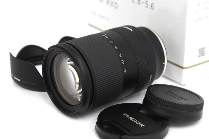 中古品Aランク　極美品タムロンミラーレスカメラ用28-200mm F/2.8-5.6 Di III RXD (Model A071) ソニーEマウント用 A939-2A4