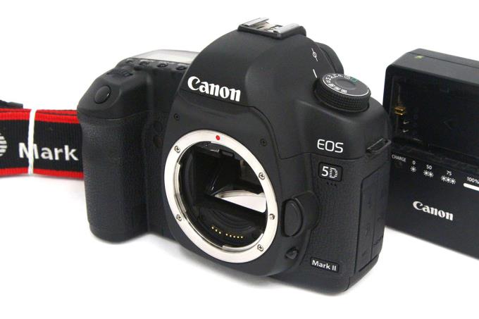 【中古】【美品】キヤノン EOS 5D Mark II ボディ シャッター回数 約1600回以下 γA4722-2Q2A