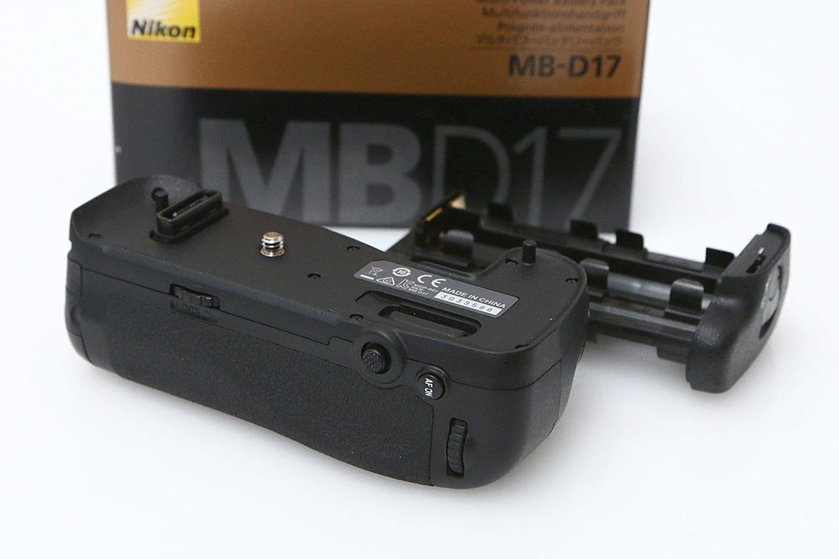 【中古】【並品】ニコン MB-D17 マルチパワーバッテリーパック D500用 γH3751-2D4