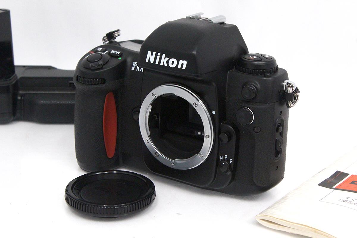 【中古】【訳有品】ニコン F100 ボディ CA01-A7443-2E3-ψ Nikon 一眼レフカメラ フィルム AF-MF 35mm 訳有品