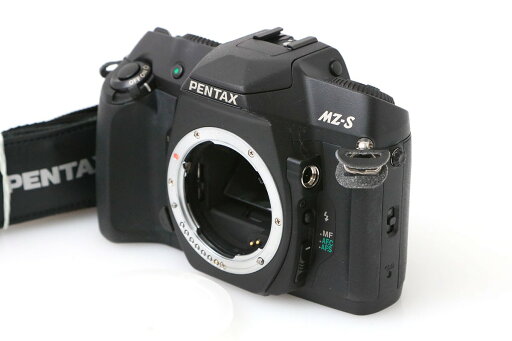 【中古】【並品】ペンタックス PENTAX MZ-S ボディ ブラック CA01-M4632-3Y2A ペンタックス PENTAX フィルムカメラ AF/MF 35mm セルフタイマー リモコン デート 【中古】【並品】ペンタックス PENTAX MZ-S ボディ ブラック CA01-M4632-3Y2A ペンタックス PENTAX フィルムカメラ AF/MF 35mm セルフタイマー リモコン デート
