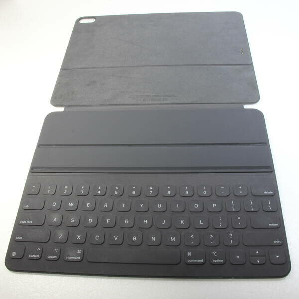 【中古】Apple(アップル) 12.9インチ iPad Pro用 Smart Keyboard Folio 英語配列 MU8H2LL／A 【348-ud】