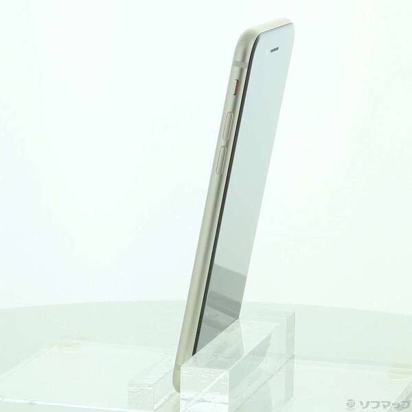 【中古】Apple(アップル) iPhone SE 第3世代 64GB スターライト MMYD3J／A SIMフリー 【352-ud】