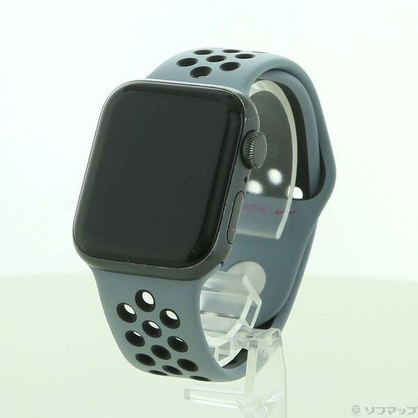 【中古】Apple(アップル) Apple Watch SE 第1世代 GPS 40mm スペースグレイアルミニウムケース オブシディアンミスト/ブラックNikeスポーツバンド 【349-ud】