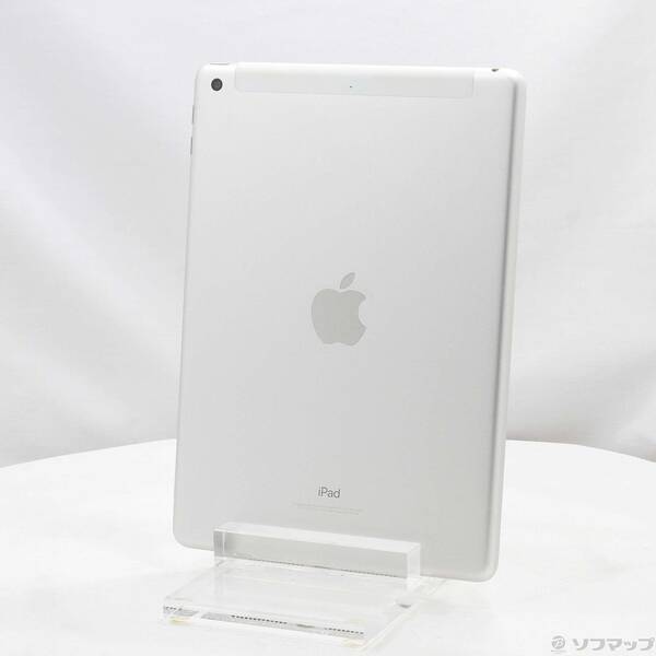 【中古】Apple(アップル) iPad 第5世代 32GB シルバー MP1L2J／A docomoロック解除SIMフリー 【262-ud】