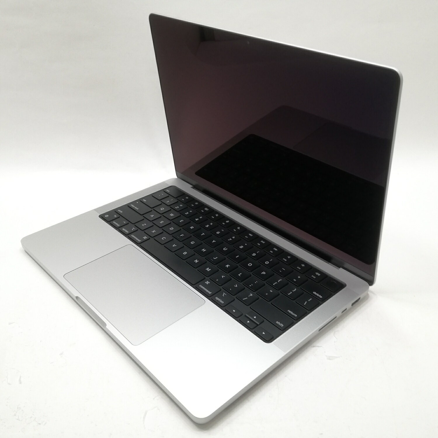 樂天商城 - 【中古品】Apple(アップル) MacBook Pro M3Pro / 14インチ / 2023 / 36GB / 1TB / シルバー / ランク:B / MRX63J/A / 【中古品管理番号:40978】