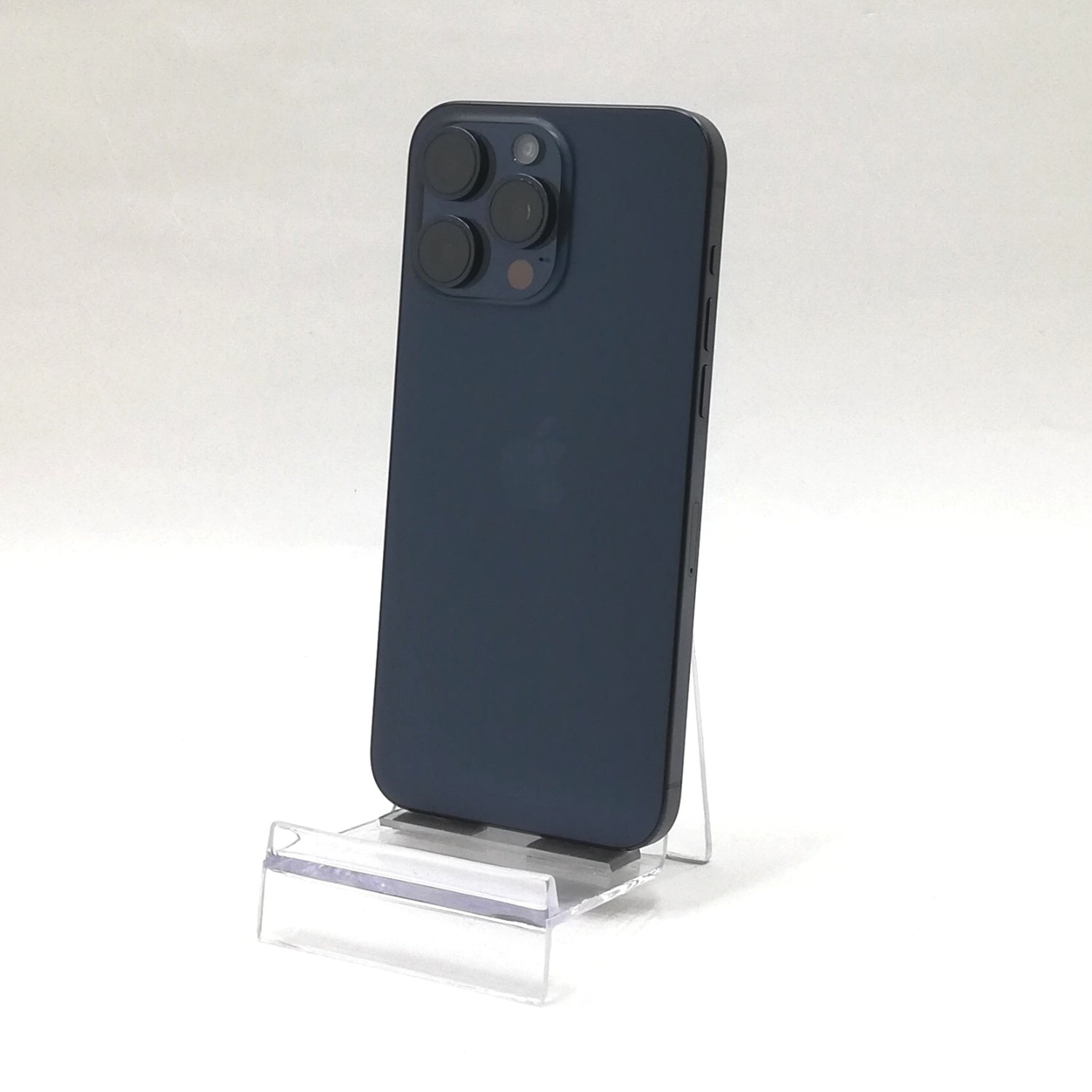 【中古品】Apple(アップル) iPhone 15 Pro Max / 2023 / 256GB / ブルーチタニウム / 国内版SIMフリー / ランク:A / MU6T3J/A / A3105 【中古品管理番号:37696】