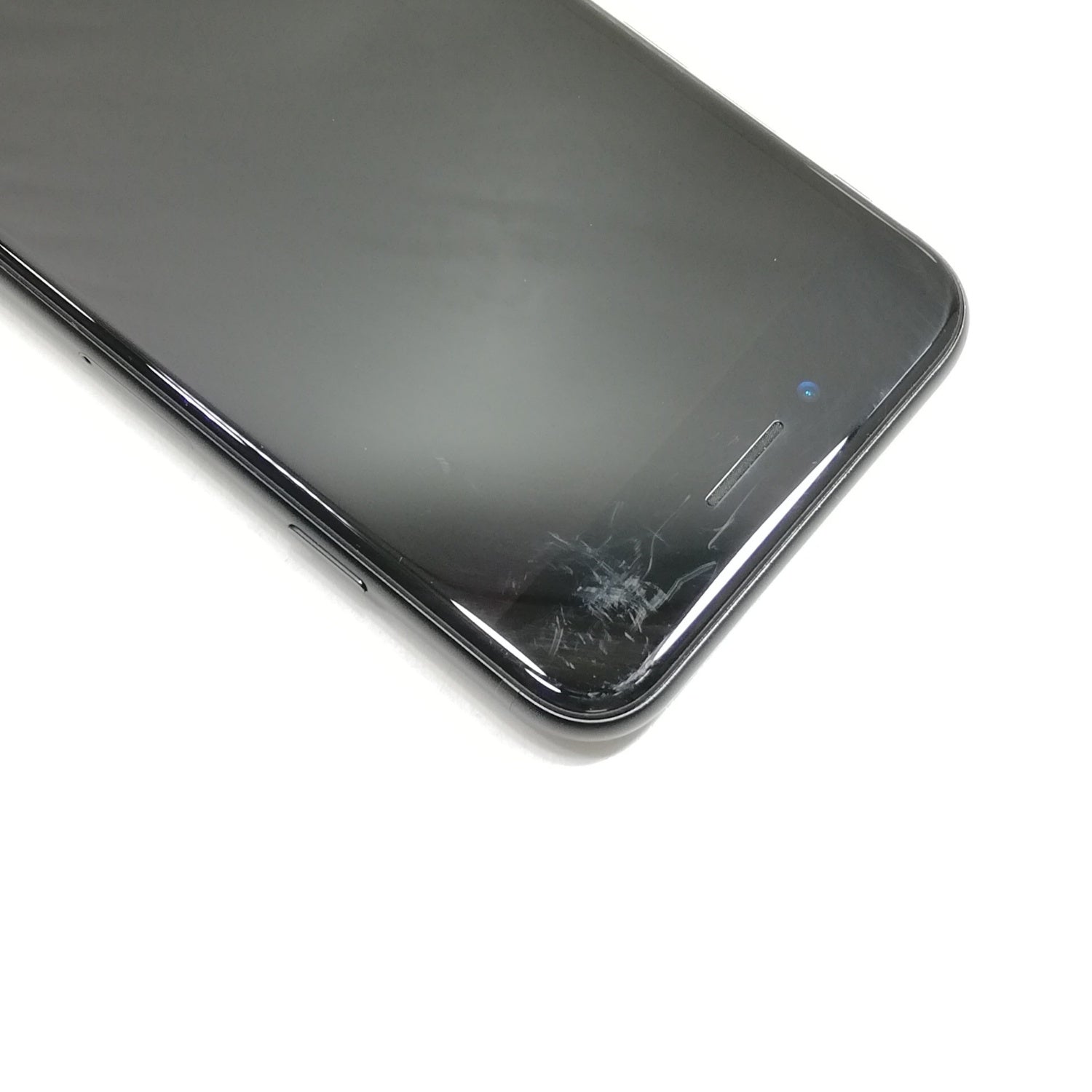 【中古品】Apple(アップル) iPhone SE 第3世代 / 2022 / 64GB / ミッドナイト / au版SIMフリー / ランク:C / MMYC3J/A / A2782 【中古品管理番号:36732】