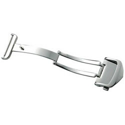 三つ折プッシュバックル。皮革ベルトを傷つけることなくご使用いただけます。三つ折プッシュバックル。