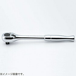 ●通称カム切替式と呼んでいる左右切替を担う三角形の部品（カム）と、連動する2枚のツメでラチェットギヤを支える構造を採用しています。この構造はツメとツメを支えるスプリングが左右で独立しているため、ラチェットの動作を軽くすることが可能で、「Ko-ken」は「ラチェット動作の軽さ」にこだわり、作業の最初から最後までラチェット機構が生かせる構造として採用しています。●その内部構造も長年の改良によりS.O.D.H-SystemR（ソドーシステム）や2段爪、といった独自の技術を投入し、進化を続けています。■品番： 4753P■D（mm）： 38■T（mm）： 36.2■H（mm）： 21.6■L（mm）： 250■重量（g）： 570■仕様： ソドーシステム/2段爪/24歯「Ko-ken」はソケットレンチの専門メーカーとして再良質の工具を常に追求し、ユーザーニーズに応えています。