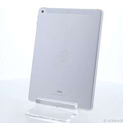 【中古】Apple(アップル) iPad 第5世代 32GB シルバー MP1L2J／A docomoロック解除SIMフリー【291-ud】