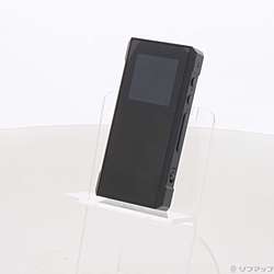 〔中古品〕〔商品ランクA〕〔付属品〕クイックスタートガイド、専用保護ケース、USB TYPE-C to Aケーブル 、USB TYPE-C to Cケーブル〔メーカー〕FiiO(フィーオ) 〔ジャンル〕ヘッドホンアンプ 〔対応電源〕USB/充電池 〔形状〕ポータブル 〔ハイレゾ音源対応〕ハイレゾ音源対応 〔質量〕質量:68g 〔発売時期〕20220812 〔ハイレゾ〕ハイレゾ音源対応 〔性能_1〕USB/充電池 〔性能_2〕ポータブルこちらの商品は、当社各販売サイトでも販売しております。ご注文後に売り切れの際はキャンセルさせていただきます。あらかじめご了承ください。先進のアンプテクノロジー「THX AAA-28」デュアル搭載によるフルバランスアンプ回路、ESS Technology製DACチップ「ES9219C」を2基、左右独立構成で搭載※画像は実際の商品です。ページ下部の商品説明もご確認ください。