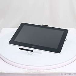 〔中古品〕〔商品ランクB〕〔付属品〕クイックスタートガイド、Wacom One Pen、ACアダプタ、ACプラグ、替え芯×3、専用ケーブル〔メーカー〕WACOM(ワコム) 〔ジャンル〕液晶タブレット 〔画面サイズ〕13.3型ワイド 〔パネル種類〕IPS方式パネル 〔表面処理〕ノングレア(反射防止) 〔表示最大解像度〕1920x1080/フルHD 〔映像入力端子〕HDMIx1 〔スピーカー機能〕非搭載 〔応答速度〕26ms 〔ピボット機能〕無し 〔D-Sub接続〕0 〔DVI-D〕0 〔HDMI接続〕1 〔Display Port端子接続〕0 〔発売時期〕20200116 〔応答速度〕26msこちらの商品は、当社各販売サイトでも販売しております。ご注文後に売り切れの際はキャンセルさせていただきます。あらかじめご了承ください。紙とペンのように直感的に描き込みが出来るWacom One 液晶ペンタブレット 13。Windows、Macだけでなく、Android端末でも利用可能。持ちやすいバッテリーレスのペンは鉛筆やアナログのペンのように自然に使うことができます。※画像は実際の商品です。ページ下部の商品説明もご確認ください。