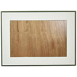 ■木製■枠はグリーンテープ仕上げ■マット台紙付 （1.0mm）■吊り下げ用金具付本体サイズ(H×W×D)【額縁外寸】 270×370mmマット台紙付、ノーマルタイプのマットパネル。
