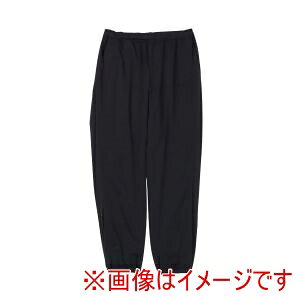 表地、裏地、中綿(15g)の全てにストレッチ性を備えた素材を使用した薄中綿のロングパンツです。表地に使用している素材の裏側にフィルム加工をしているので、ちょっとした雨天の際にも着用できます。防風性、撥水性、保温性も兼ね備える機能面とスタイリッシュなテーパードシルエットもポイント。左前腿にChampion(R)(チャンピオン)ロゴを身生地と同色のラバープリントで入れています。同素材のジップジャケット(C3-CSC19)も展開しているので、セットアップでの着用もオススメです。素材:・ Stretch WR Jersey( Padded) ・ Polyester 100%こちらの商品は、メーカーでの長期欠品や生産終了を理由に、ご注文をキャンセルさせて頂く場合がございますので、あらかじめご了承願います。