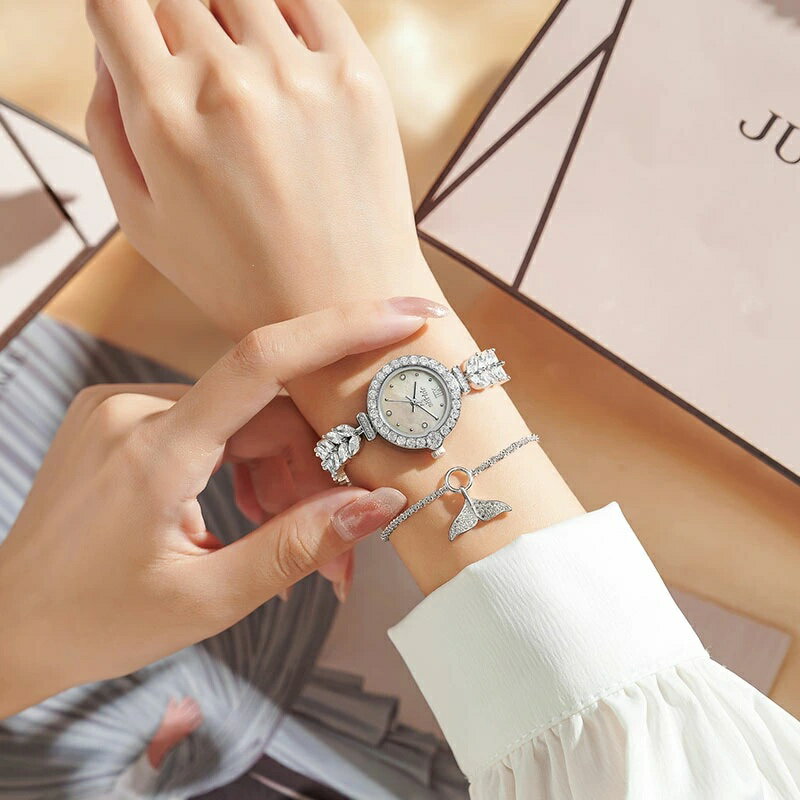 Rakuten - JULIUS 美人魚 レディース腕時計 ギフトセット ブレスレット付き パール文字盤 日本製ムーブメント 30m防水 AJ-1434 母の日ギフト