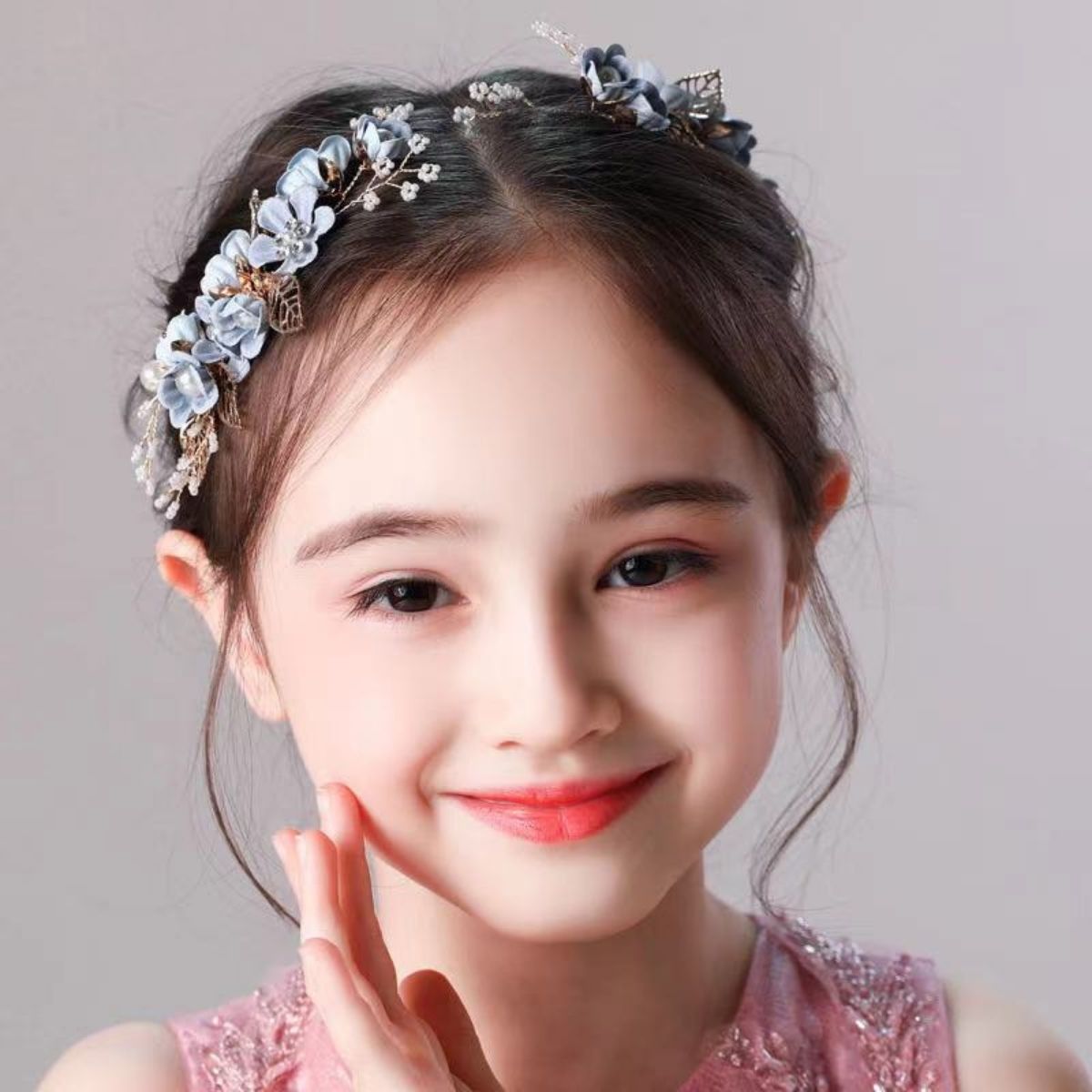 Rakuten - ヘアアクセサリー キッズ レディース 子供 ピアノ発表会 クリップ ヘアクリップ 髪飾り 手作り 花モチーフ サイドクリップ フォーマル ヘッドドレス ビジュー 2点セット 水色 パール