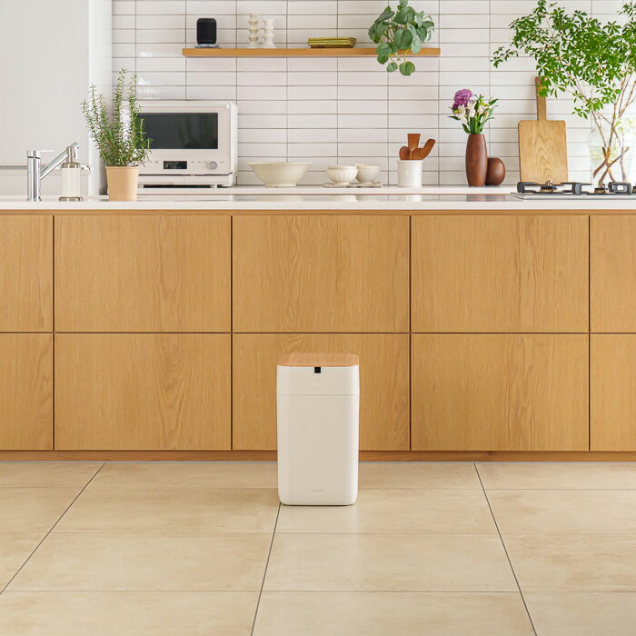 QUADS ゴミ箱 15L ELBIN エルビン 全自動スマートゴミ箱 センサー 自動密封 自動開閉 自動梱包 QS557IV アイボリー×ナチュラルウッド 充電式 コードレス ゴミ袋 非接触 UV 除菌【送料無料】【KK9N0D18P】 [2]