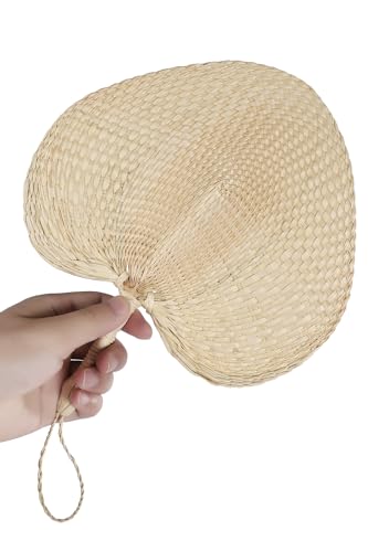 ◆商品名：【MILAAM】 セルフ熱波うちわ 「FAN」 サウナ 熱風 涼風 天然素材 団扇100%天然素材のガマの葉を編み込んだナチュラルなセルフ熱波うちわ。編み込んだ形状は大きく"しなる"ので力強い熱風で体を温めることができます。外気浴、内気浴中にも優しい風で心地良い涼風を楽しめます。本体サイズ：高さ約28cm(引っ掛け紐除く)・幅約25cm・厚み約1.5cm、重さ約25g。Made in China天然素材のガマの葉を編み込んだサウナ用セルフ熱波うちわ