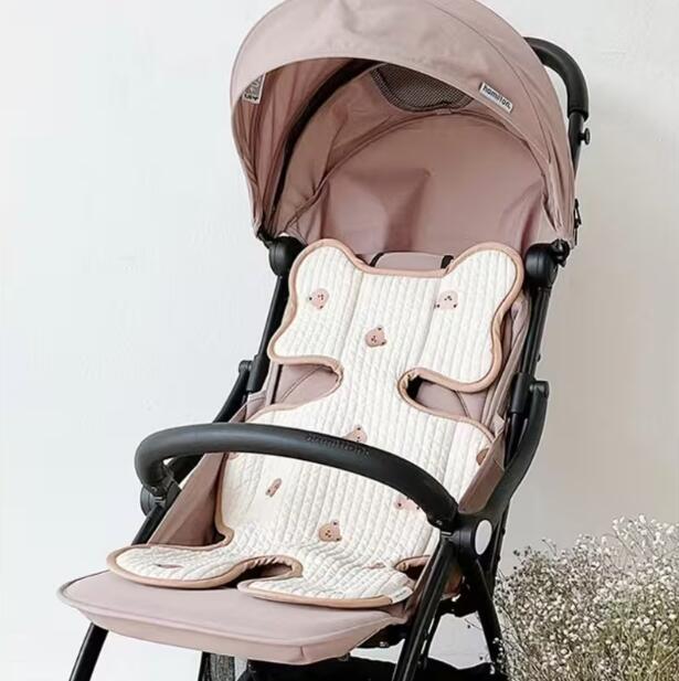 【衝撃セール☆クーポンで1,683円〜】 ベビーカーシート クッション 赤ちゃん シー...