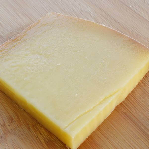 コンテ チーズ 約1kg前後 フランス産 ナチュラルチーズ クール便発送 COMTE Cheese チーズ料理