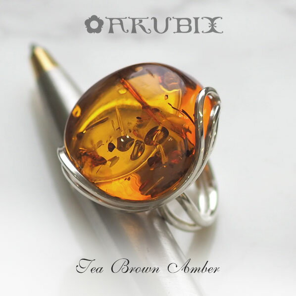 Amber （Amber） - 【バルト海の琥珀】シルバーリング　1点ものハンドメイド　19号【送料無料】【tr1304】【Sランク】指輪　贈り物　天然石　パワーストーン　こはく　amber　Silver925　ラッピング