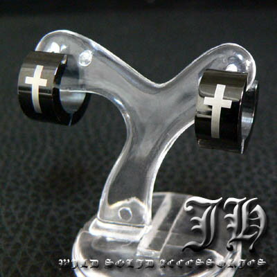 【ブラック】クロス 十字架 1個売り ステンレス ピアス レディース 可愛いピアス リングピアス フープピアス 小さいピアス シンプル 片耳ピアス おしゃれ プチプラ プレゼント ペア ピアス カップル 【あす楽対応】【sp13】[0052] 新作 春 夏 春服 夏服 春夏 アクセONE