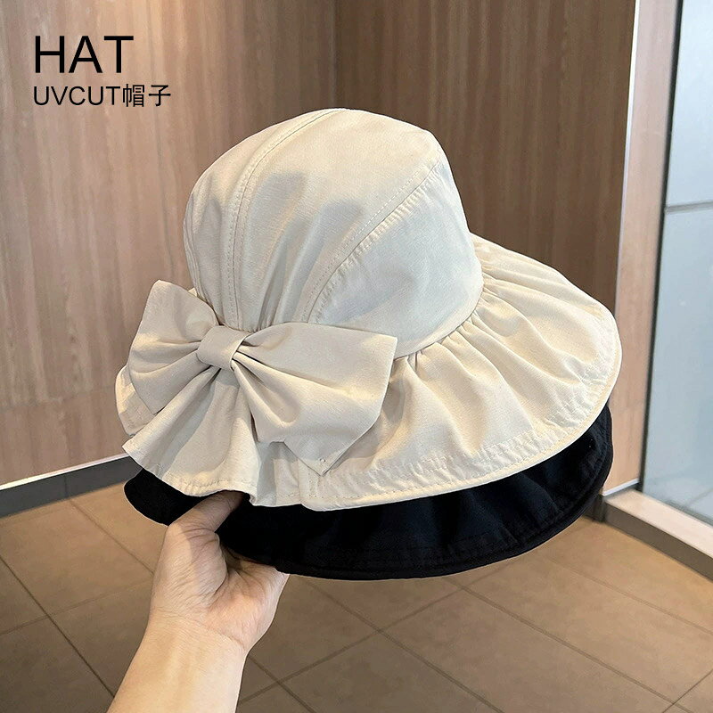 素材：ポリエステルサイズ：56-58cm 製造国：中国注意事項◆輸入商品について、ご存知の通り海外の工場での縫製は日本の工場と比べますと、縫製の見劣り・糸のほつれ、製造過程における小さなキズ、シミなどが見られる場合がございますが、不良品ではございません。出荷時にすべての商品を検品しておりますが、予め上記点ご了承下さい。※サイズは測定方法によって、若干の誤差がある場合がございます。※商品のお色は、照明、モニターの発色の具合により、実物と多少の違いことがございます。ご了承ください。※モデル・写真に使用されているアクセサリー・小物は別途記載が無い限り付属いたしません。※送料無料の場合は北海道/鹿児島/沖縄/離島への発送には別途追加送料が必要です。ご注文時には追加送料は加算されておりません。※商品の品質には万全を期しておりますが、万が一、不良・破損・誤納品・発送漏れなどがございましたら、メールやお電話で遠慮なくお申し付けください。※連絡せず、ショップに悪い評価をつけることをお控えようお願い致します。