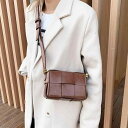 ショルダーバッグ レディース 女性 春 夏 カジュアル シンプル 無地 ナイロン PU ファッション 豊富なカラー かわいい おしゃれ 軽量 カバン 旅行 デート ショッピング レジャー トートバッグ ブラック ブラウン グリーン オフホワイト(4)