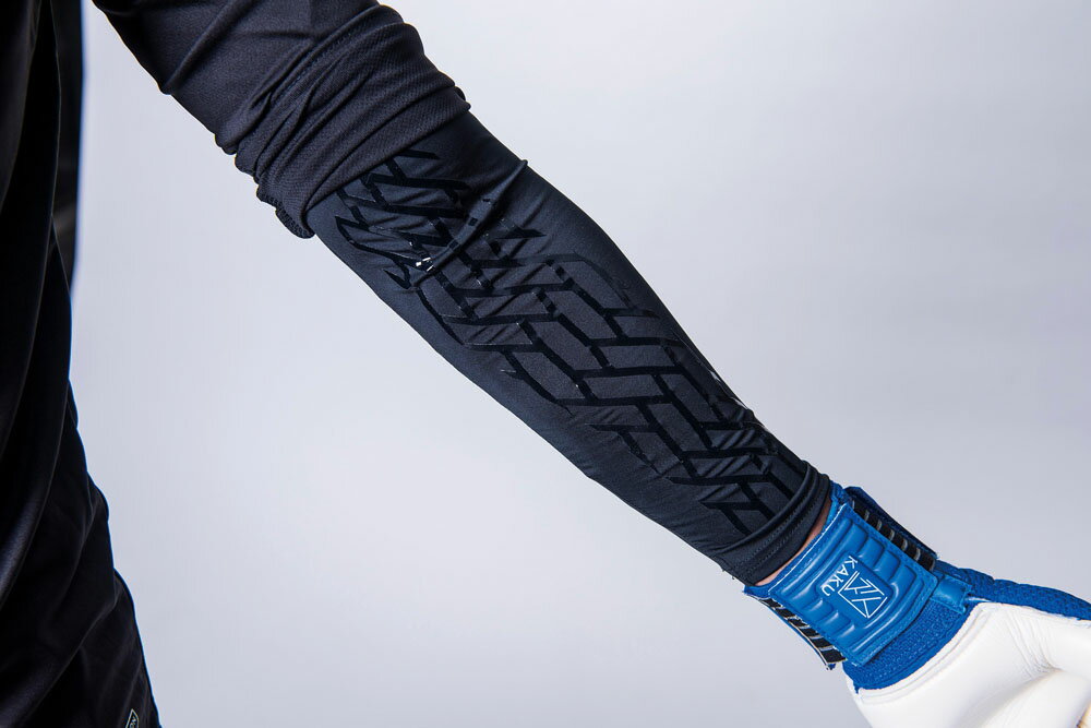 GAVIC(ガビック) グリップ・パット付インナートップGKBK (ryl-ga8353-bk) ゲームシャツ ユニフォームシャツ・パンツ スポーツ サッカー フットサル ランニングクリスマス プレゼント ギフトネット注文 サッカー 用品 セール