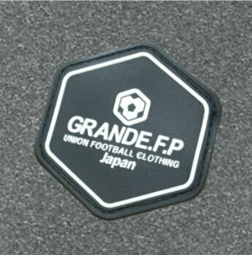 GRANDE(グランデ) GRANDE.F.P.ハイパーロゴ.ヘキサゴン.プラクティスシャツH.グレー/ブラック 黒 (hrn-gfph20003-1709) ユニフォーム ゲームシャツ プラクティスシャツ プラシャツ・パンツ サッカー フットサルクリスマス プレゼント ギフト格安セール サッカー 用品 セール