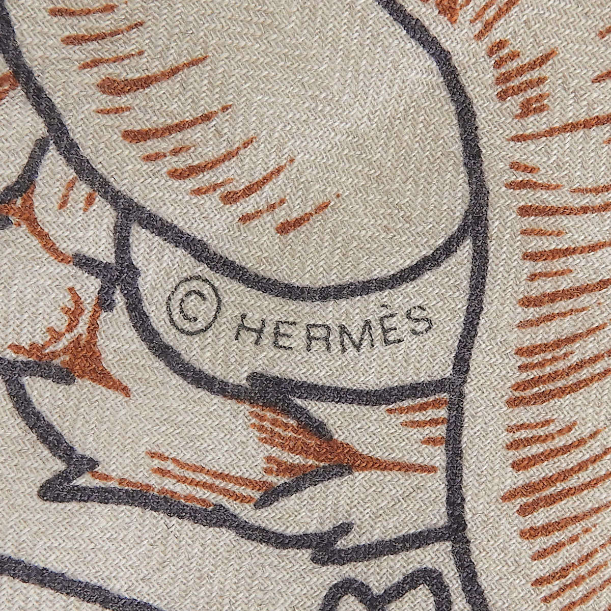 ALAMODEのHERMES(エルメス) Bride de Cour REMIX ブリッド・ドゥ・クール・リミックス 法廷の勒 カレジェアン ブラウン茶 ベージュ カシミヤ シルク スカーフ カレ140 大判スカーフ レディース 40802201186【中古】【アラモード】｜アングル3