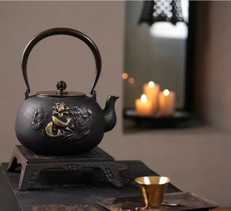 典工堂鉄瓶無コーティング金細工双魚戯荷鋳鉄壺生鉄分補給急須家庭用茶器焼き水筒