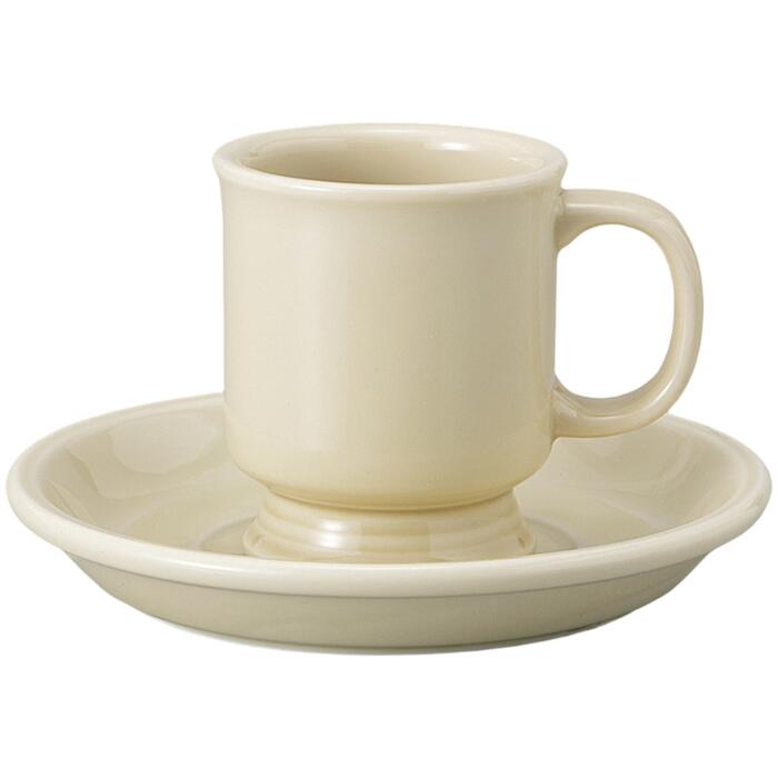 味わい深い食器はおいしさも格別です。お気に入りのコーヒーカップで優雅なひとときを。＜カップサイズ：直径×高さ＞10×7.4×H8.7cm 160cc＜ソーサーサイズ：直径×高さ＞16.2×H2.6cm日本製（美濃焼）＜商品内容＞単品（カップ・ソーサー×各1），5客セット（カップ・ソーサー×各5、セット箱）5客セットはギフト対応もできます。【商品の在庫数について】弊社の他店舗との併売により在庫数は常に増減しており、表示の在庫数は実数値では無い場合がございます。ご購入・ご注文確定後に欠品・完売が生ずる場合がございます。欠品・完売が生じた場合は速やかにメールにてご連絡を致しますので、予めご了承の上、ご注文いただきますようお願い申し上げます。美濃焼の商品を中心に、陶器や磁器の商品を幅広く販売致しております。ご家庭でのご利用、または店舗などの業務用の食器などご使用の用途に合わせてお選びください。一般的に陶磁器のサイズは、生産工程・焼成温度の変化・原型元型の摩耗等によって多少の変化が生じます。それらの原因によって多少の差が生じる場合もありますので、ご了承いただきますようお願い申し上げます。