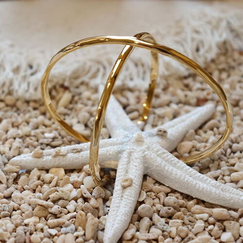 ペアバングル ペアブレスレット 刻印無料 刻印可能 人気のペア close to me ギフトや クリスマスプレゼントなど 記念日 周年記念 サプライズに 1年...