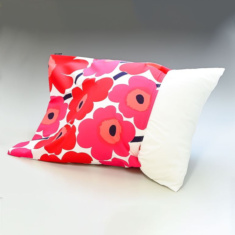 マリメッコ marimekko クッションカバー ヌードクッション セット 50×50cm Pieni Unikko ウニッコ レッド×ホワイト 064163 001 北欧 北欧雑貨 北欧デザイン [3]