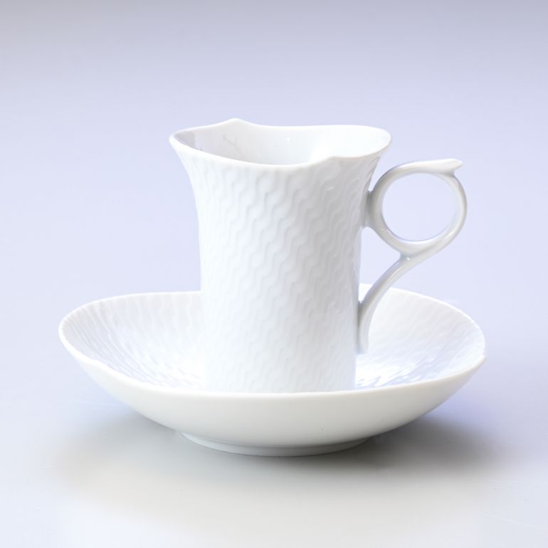 マイセン 波の戯れ ホワイト モカカップ＆ソーサー 90ml Meissen 000001-29580-1｜ 食器 磁器 高級 【スペシャルラッピング660円(別売り)】