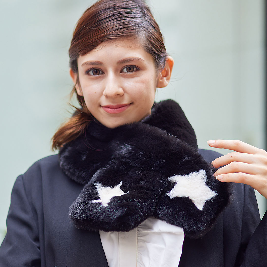 マフラー エコファー エコファーマフラー 光沢 上品 滑らかな 質感 優しい 肌触り 上質 エコファー 大人かわいい ギフト プレゼント スクエア型 スター 星＜1677 エコファー スター マフラー＞ 母の日のサムネイル