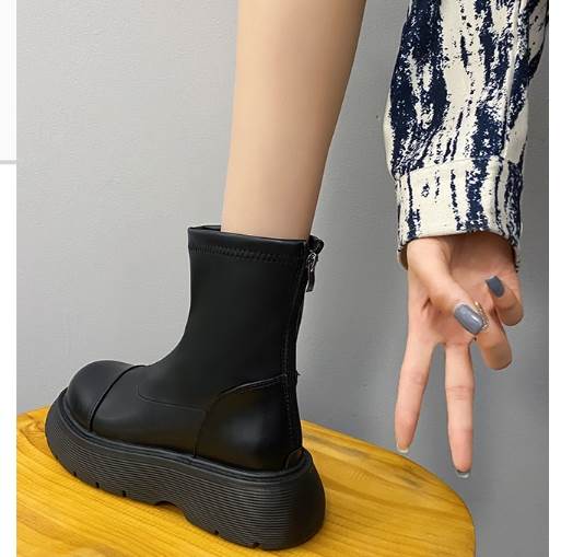 ブーツ 靴 シューズ ラウンドトゥ 厚底 送料無料 ステッチ サイドゴア ファー バックジップ レディース かわいい 大人可愛い きれいめ 上品 こなれ感 シンプル カジュアル 主役級 存在感 個性的 コーデ デート お出かけ ブーツ オフホワイト ブラック カーキ 22cm 25cm