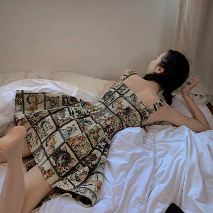 ワンピース スカート ミニ丈 ショート丈 送料無料 猫 プリント フレア Aライン ノースリーブ フレンチクラシック レディース かわいい 大人可愛い きれいめ 上品 こなれ感 シンプル カジュアル 主役級 存在感 個性的 モダン フェミニン デート お出かけ ワンピース S M L XL